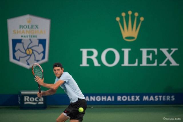 据同样令人 据同样令人